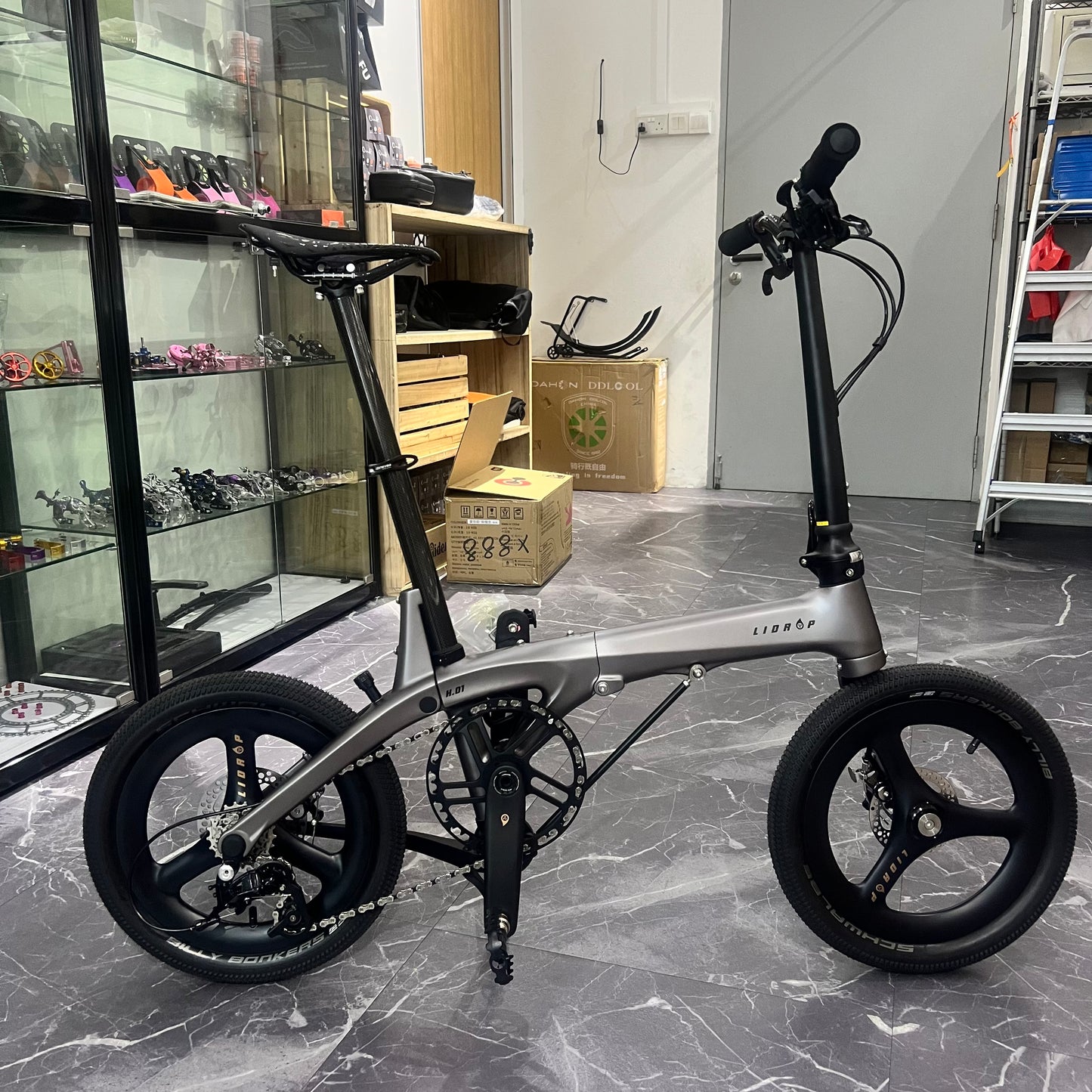 LiDrop folding bike Carbon Fiber Ultra light bike 16" inch wheel 5 speed / Liaoge