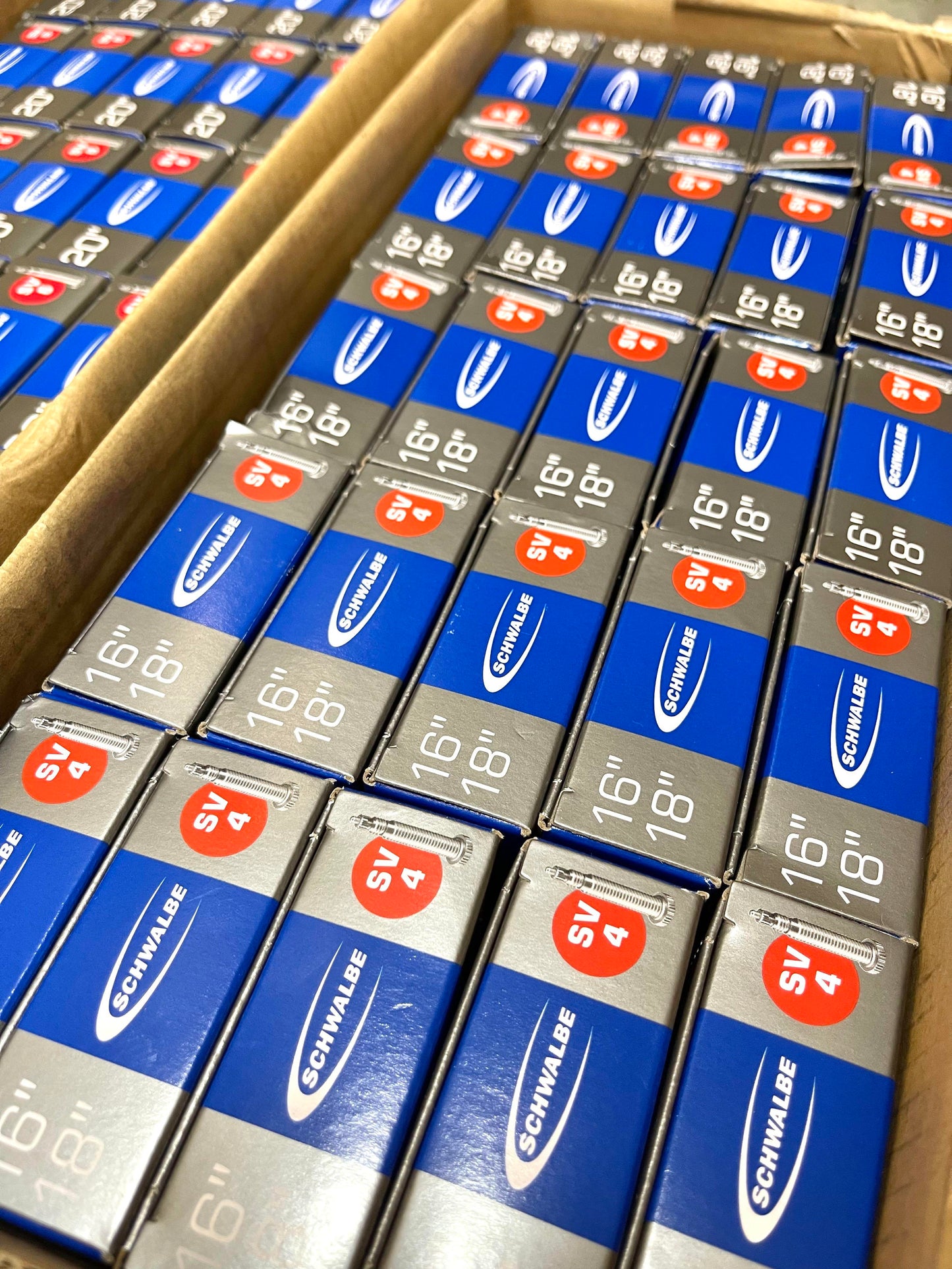 SCHWALBE INNER TUBE 16, 18 AND 20INCH SV4 AND SV6