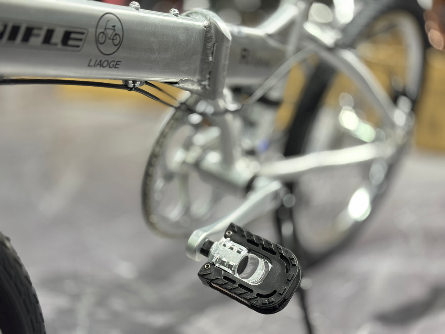 RIFLE R8+ UPGRADED ! SHIMANO 9 SPEED LIGHT WEIGHT 20 INCH ALUMINUM FOLDABLE BIKE SHIMANO HYDRAULIC DISC BRAKES