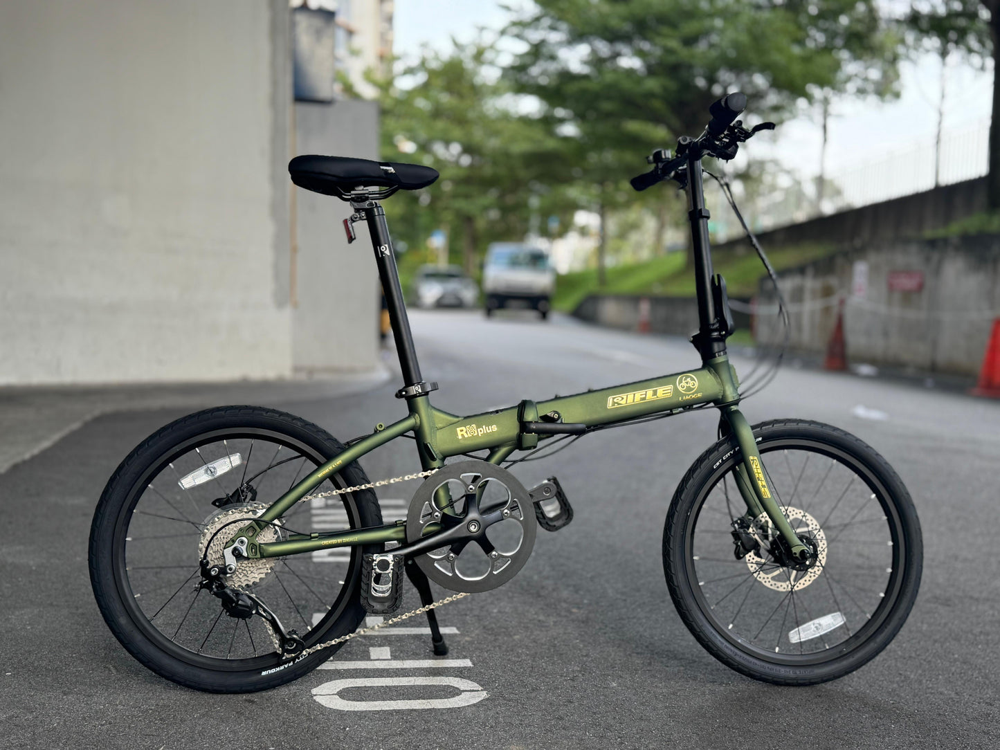 RIFLE R8+ UPGRADED ! SHIMANO 9 SPEED LIGHT WEIGHT 20 INCH ALUMINUM FOLDABLE BIKE SHIMANO HYDRAULIC DISC BRAKES