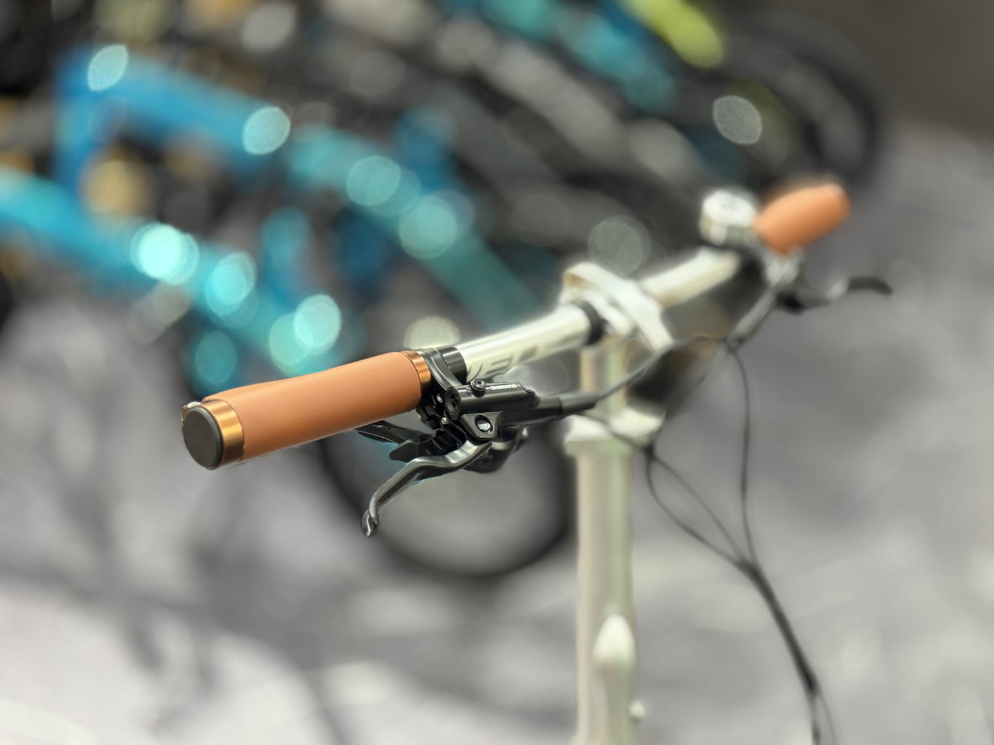 RIFLE R8+ UPGRADED ! SHIMANO 9 SPEED LIGHT WEIGHT 20 INCH ALUMINUM FOLDABLE BIKE SHIMANO HYDRAULIC DISC BRAKES