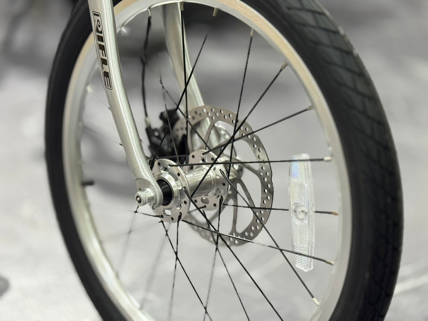 RIFLE R8+ UPGRADED ! SHIMANO 9 SPEED LIGHT WEIGHT 20 INCH ALUMINUM FOLDABLE BIKE SHIMANO HYDRAULIC DISC BRAKES