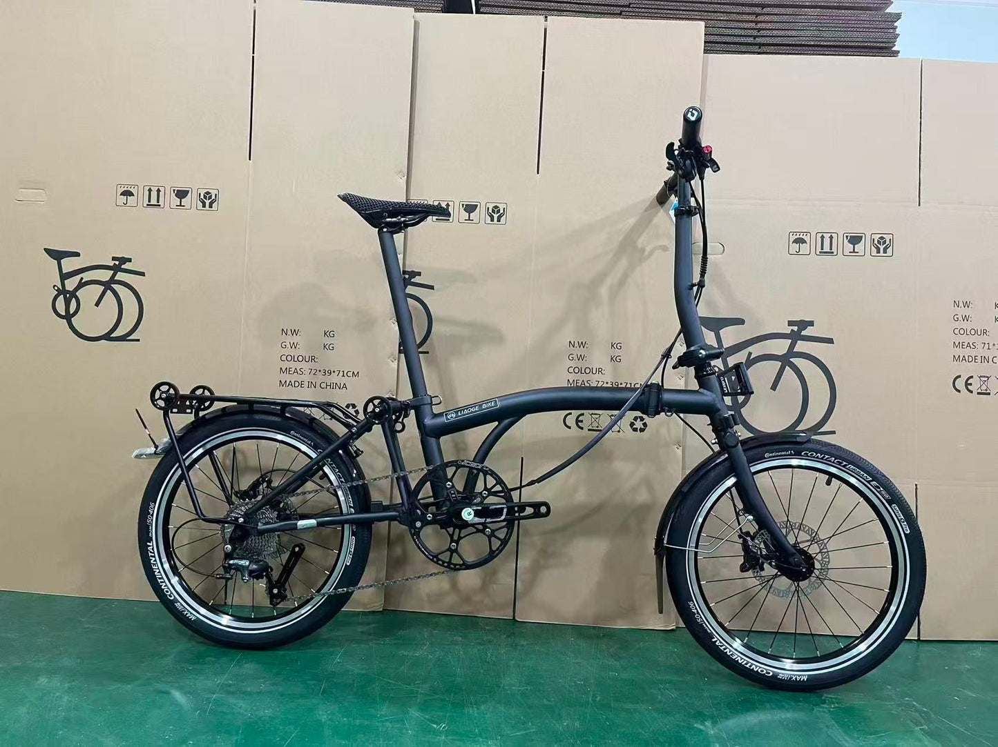 Liaoge L10 Aluminium 20” trifold bike light weight hydraulic disc brakes Shimano Tiagra 10 speed telescopic handle bar adjustable height 2” tyres gravel road competent