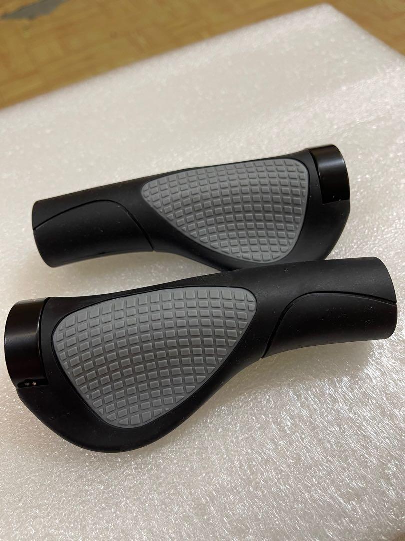 Bicycle Hand Grip / Anti-Slip / Comfortable Palm Support